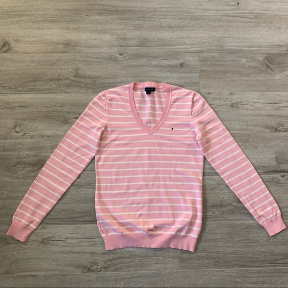 Tommy Hilfiger Sweaters - Tommy Hilfiger v-neck sweater